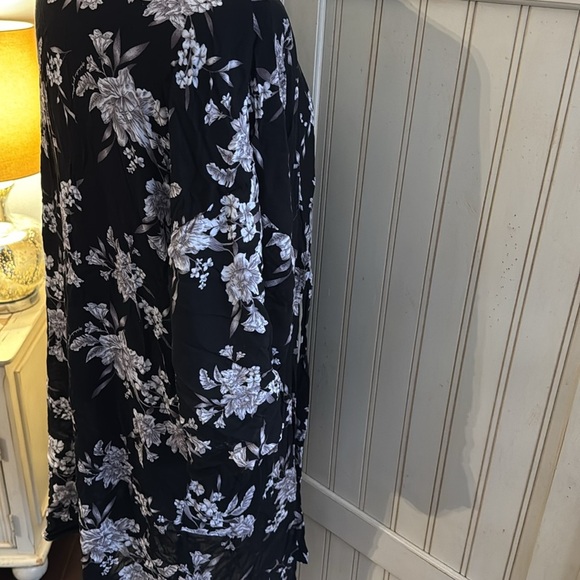 Spiritual Gangster OS Floral Print‎ Tie Kimono - Picture 7 of 11